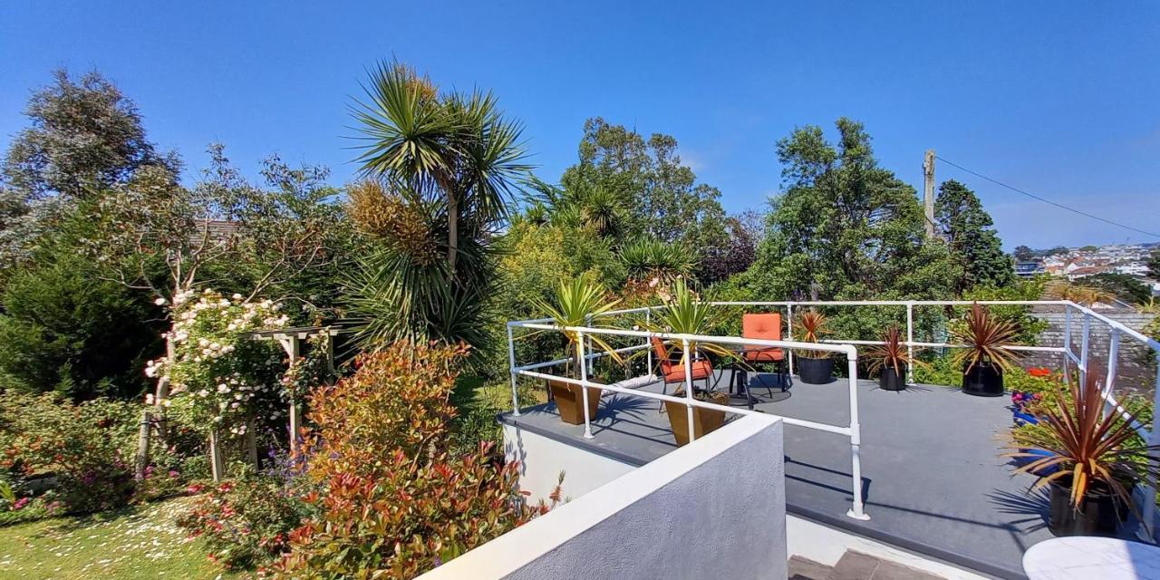 Blue Hills Luxury Apartment, Bay Front With Parking Falmouth Extérieur photo