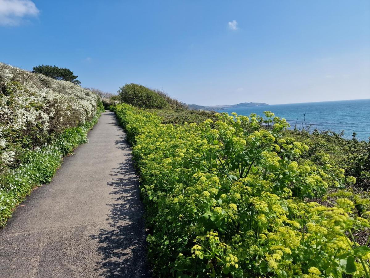 Blue Hills Luxury Apartment, Bay Front With Parking Falmouth Extérieur photo